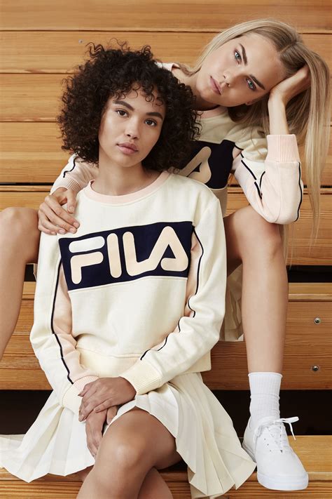 Featured Brand Fila Uo Футбольные девушки Фотография в индустрии