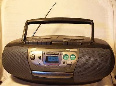 JVC CD PLAYER / AM / FM / DUAL CASSETTE PLAYER RECORDER BOOMBOX MD: RC ...