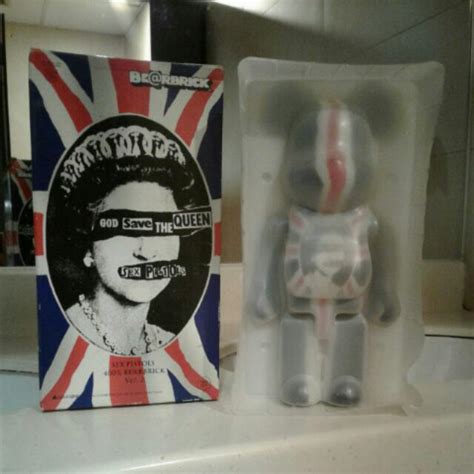 400 Sex Pistols God Save The Queen Bearbrick Hobbies Toys Toys