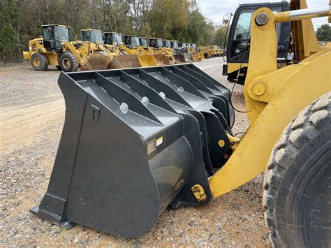 2018 KOMATSU WA380-8 Wheel Loader - J.M. Wood Auction Company, Inc.