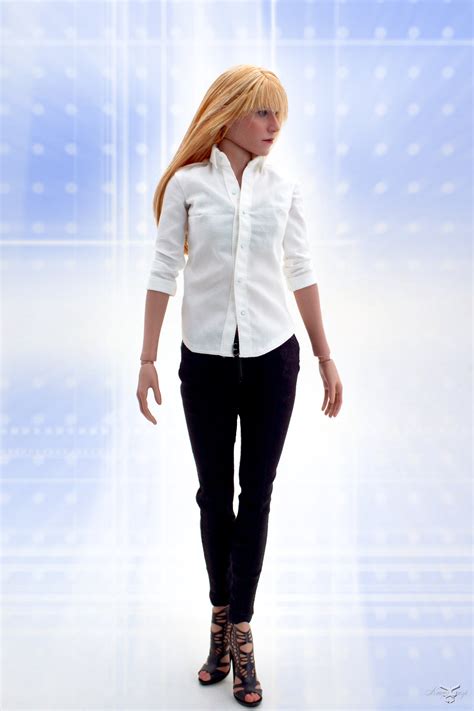 Hot Toys Pepper Potts Iron Man Kuuga Iwsp