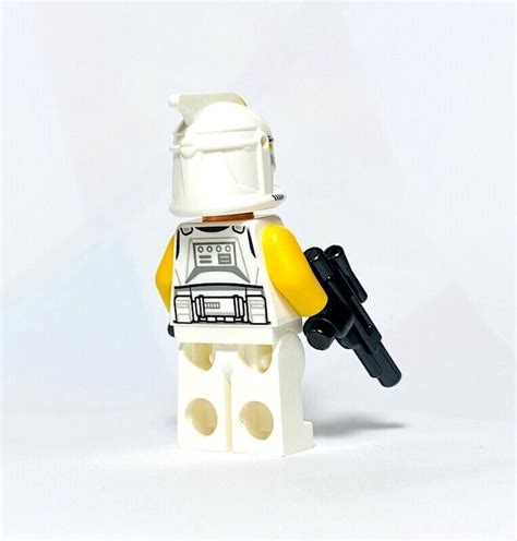 Lego Clone Trooper Commander With Weapons Minifigure Brand New Star