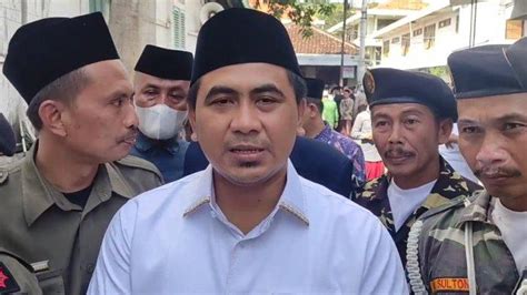 Abah Dim Wafat Ganjar Hingga Cak Imin Melayat Ke Rumah Duka Taj Yasin