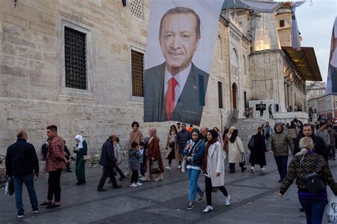 VÍDEO Erdogan anuncia que las municipales de este mes serán sus