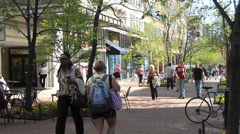 Demand for Walkable Neighborhoods Outstripping Supply - News | Planetizen