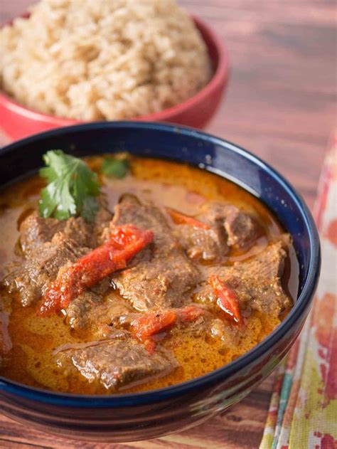 Pressure Cooker Thai Red Beef Curry