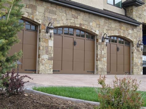 Carriage Style Garage Doors Coquitlam BC | 604-239-1194