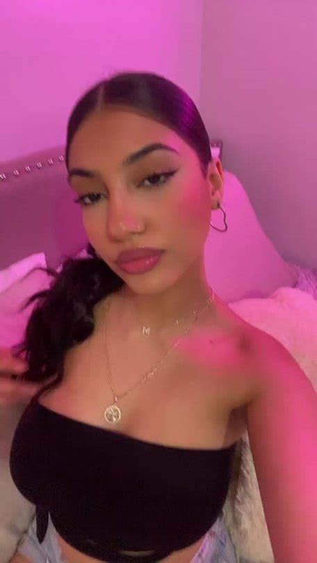 Video Tagged With Lightskin Latin Girls Latina Automatictimemachinedreamland On Tumblr