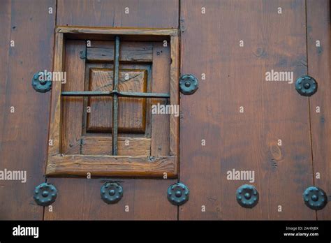 Spyhole Of Wooden Door Stock Photo Alamy