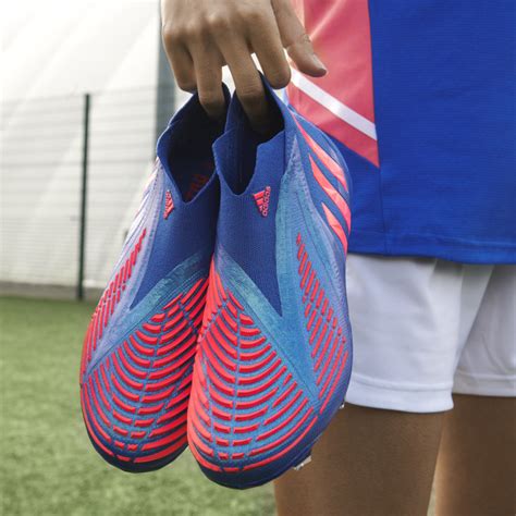 Predator Edge La Nouvelle Chaussure De Foot D Adidas Football Foot Inside