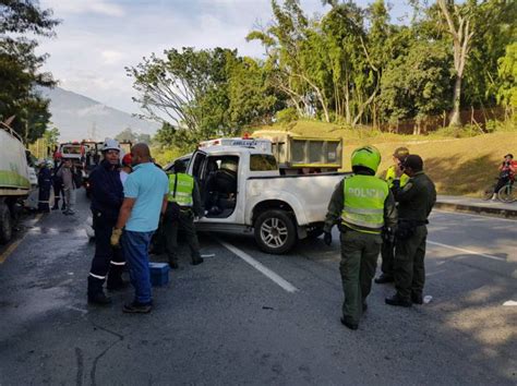 ACCIDENTES MUERTES PUENTE FESTIVO ANTIOQUIA 3 Muertos Y Un Lesionado