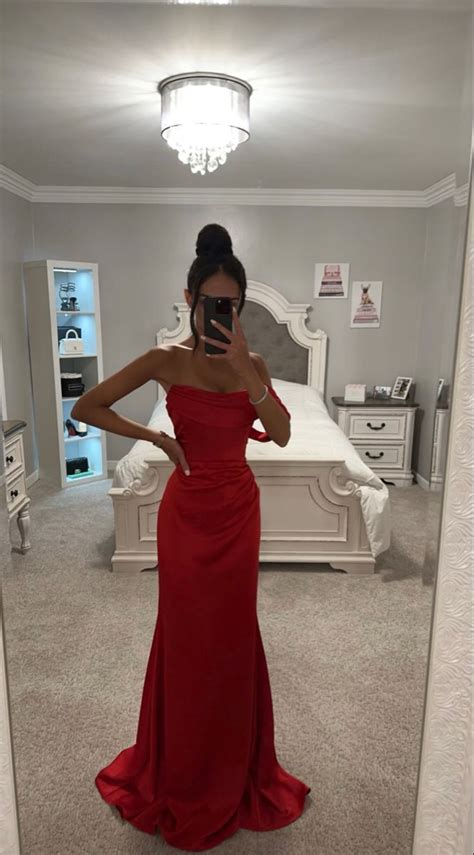 Red Halter Neck Duchess Satin Gown Pretty Prom Dresses Stunning Prom Dresses Cute Prom Dresses