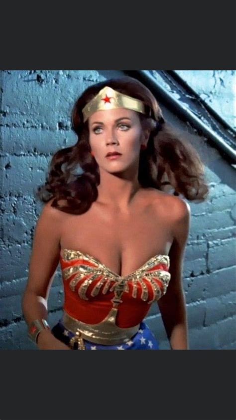 Pin By Cindy Burton On Wonderwoman Wonder Woman Pictures Wonder