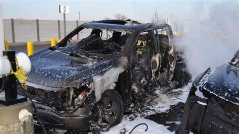 Watch Police Video Of Ford F 150 Lightning Fire That Caused Recall