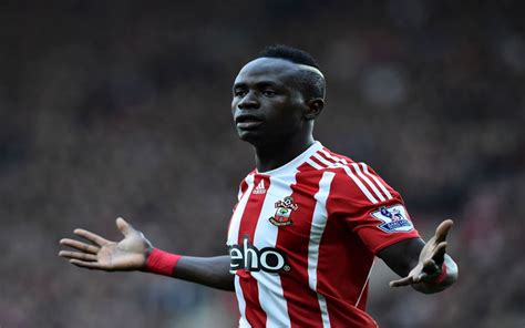 Download Sadio Mane 4K Backgrounds For Desktop And Mobile Wallpaper ...