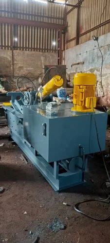 Urmi Mild Steel Double Compression Scrap Baling Press Machine Capacity