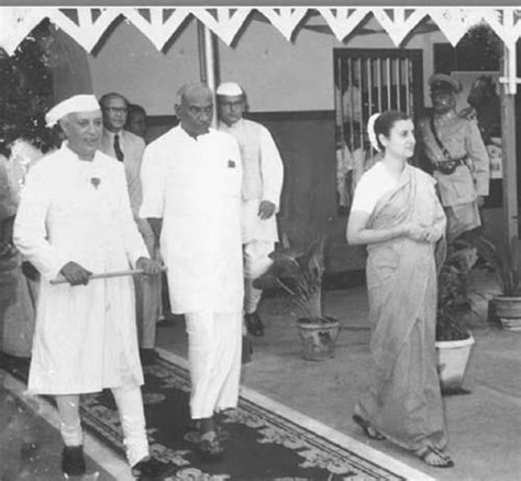 Nehru With His Daughter Indira Gandhi And Kalaignar Anna Indira Gandhi Indian History