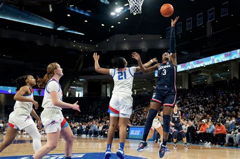 No 2 Uconn Womens Basketball Vs No 3 Ohio State In Ncaa Sweet 16