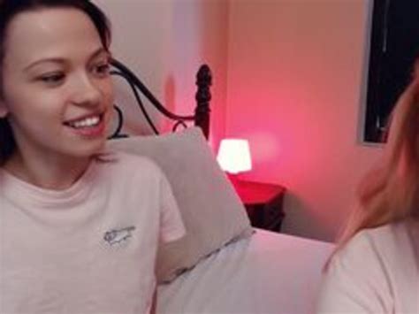 Sweetyhunter Cam Recording Redhead Lesbian Webcam Porn Slut Is Kissing With