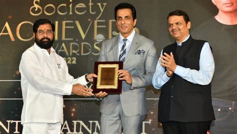 Society Achievers Awards 2022 calls Sonu Sood 'Nation's Pride'