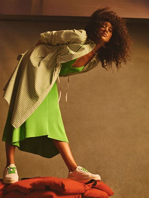 Tommy Hilfiger Spring 2023 Campaign (Tommy Hilfiger)