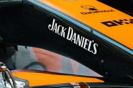 Mclaren Ufficializza Una Nuova Partnership Con Jack Daniel S F Team