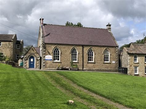 West Burton Primary School © David Robinson Cc By Sa20 Geograph