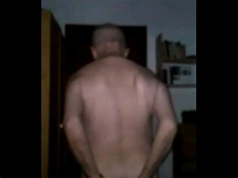 En mi habitación desnudo XVIDEOS