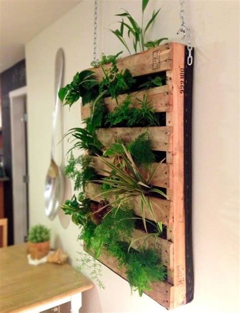 Creative living wall planter ideas – design your own vertical garden