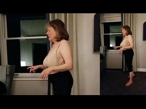 La abuela es curvilínea tetona y desnuda XVIDEOS