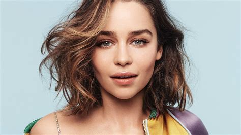 100 Emilia Clarke Wallpapers