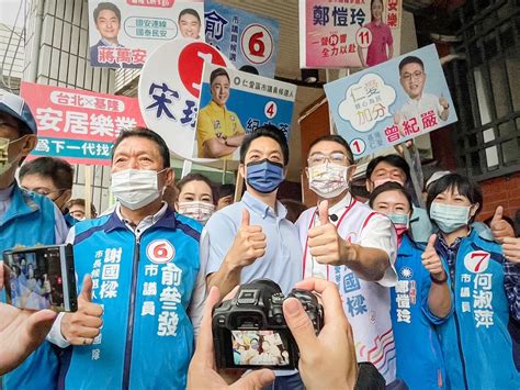 合體蔣萬安掃街疑擋救護車 謝國樑急澄清：有避開動線 補資料 太報 Taisounds