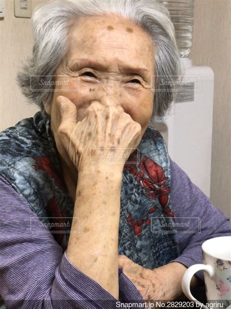 94歳のおばあちゃんの写真・画像素材[2829203] Snapmart（スナップマート）