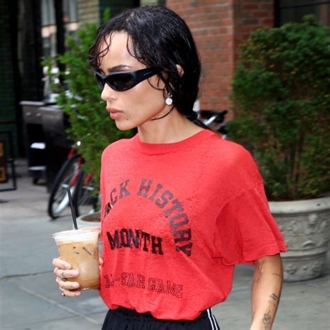 Zoe Kravitz Poses Naked In Rolling Stone In Tribute To Mom Liza Bonet S 1988 Cover Marie Claire