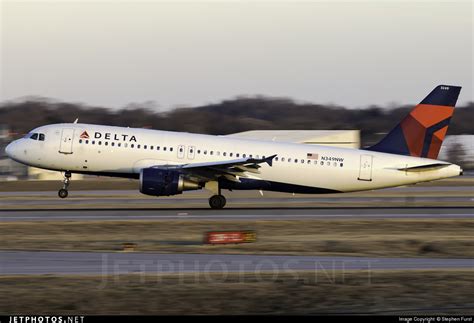 N349NW Airbus A320 212 Delta Air Lines Stephen Furst JetPhotos