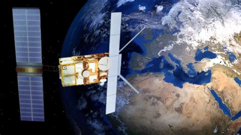 Un Sat Lite Europeo De M S De Dos Toneladas Cae Sin Control Entre