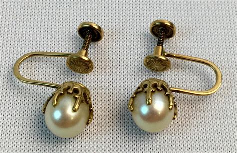 Lot Vintage K Gold Cultured Pearl Screw Back Earrings W Crown