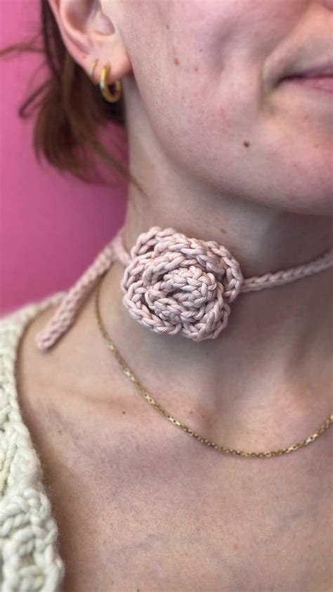 Crochet Tutorial Rose Choker Video In 2024 Rose Choker Crochet Crochet Flowers