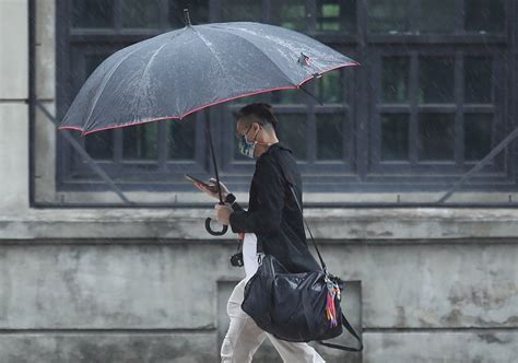 水氣減雨勢趨緩 白天回溫感受舒適 新聞 Rti 中央廣播電臺