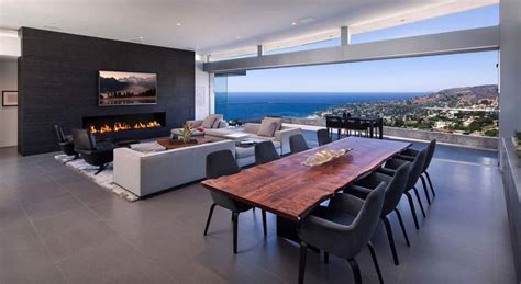 Sleek And Sexy Contemporary Style Home Overlooking Laguna Beach