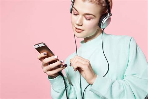 Las 10 Mejores Páginas Web Para Escuchar Música Online Y Legal