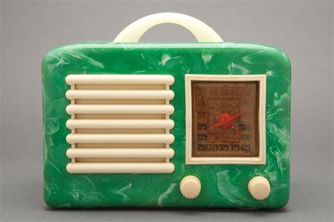 Bakelite Radio