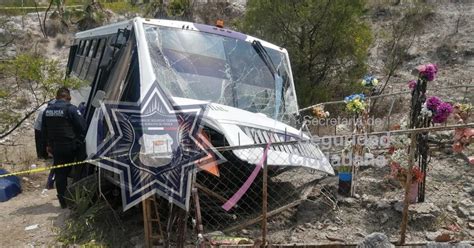 Autob S De Peregrinos Cae A Barranca Y Deja A V Ctimas Heridas En Puebla