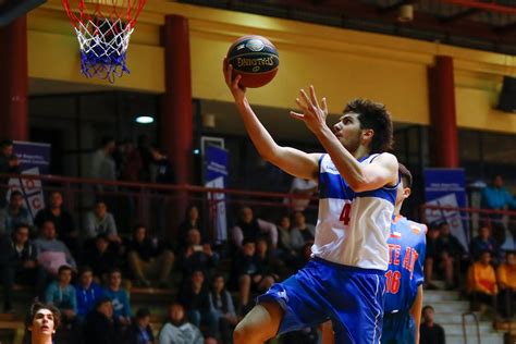 Columna De Razta On Twitter En Un Estadio Palestino Lleno Basketuc