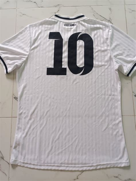 Kyrgyzstan Away Football Shirt 2022 2023