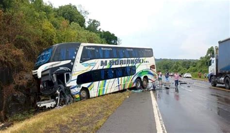 Accidente Fatal En Misiones Murieron Dos Personas Tras Un Choque