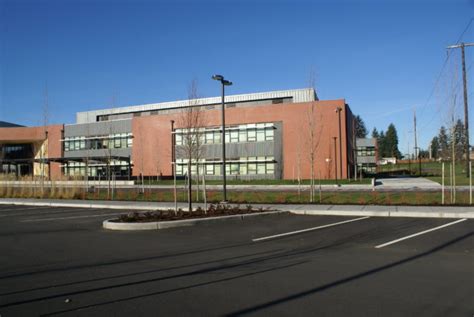 Tyee Middle School - Bellevue, WA - Mutual Materials