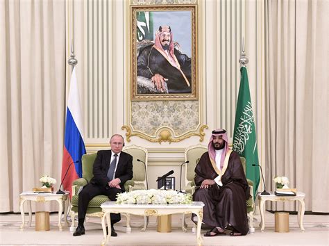 Russia S Putin Saudi Crown Prince Mbs Agree Opec Should Keep