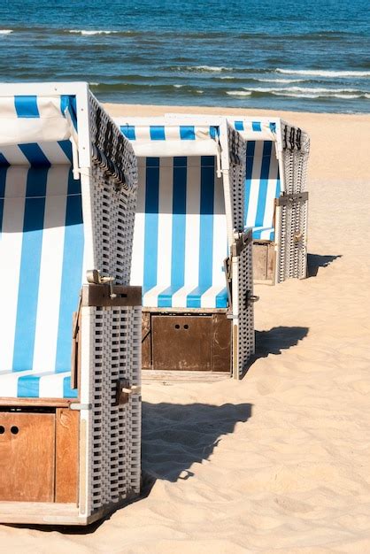 Sillas De Playa En El Mar Del Norte En La Playa De La Isla De Sylt