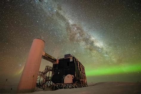 IceCube Detects Neutrinos Revealing Milky Way Galaxy